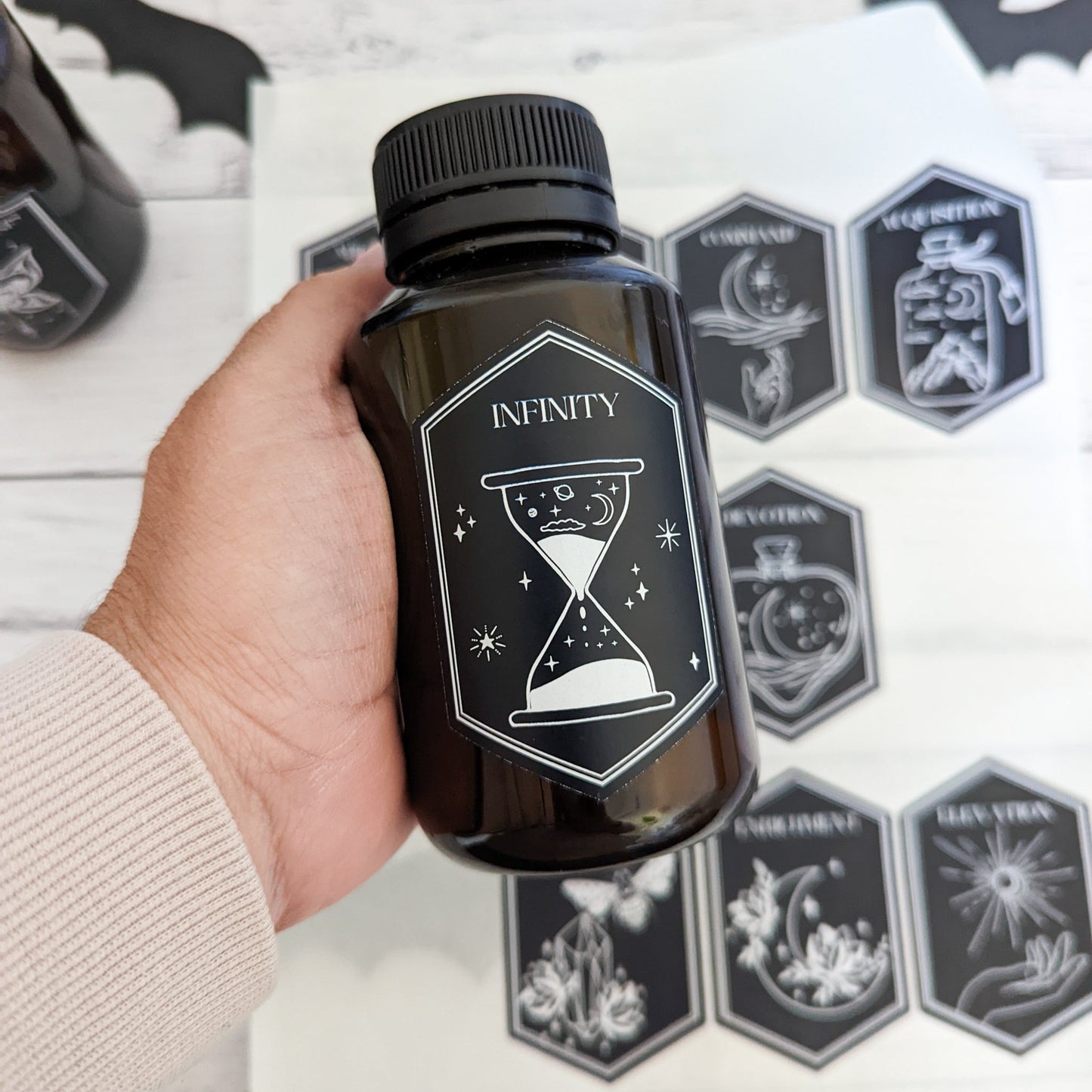 E&L Designs Wiccan Mystic Jar Labels x 12 - Black and White, Halloween DIY