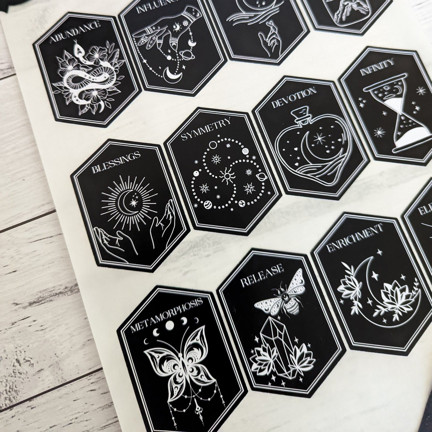 E&L Designs Wiccan Mystic Jar Labels x 12 - Black and White, Halloween DIY