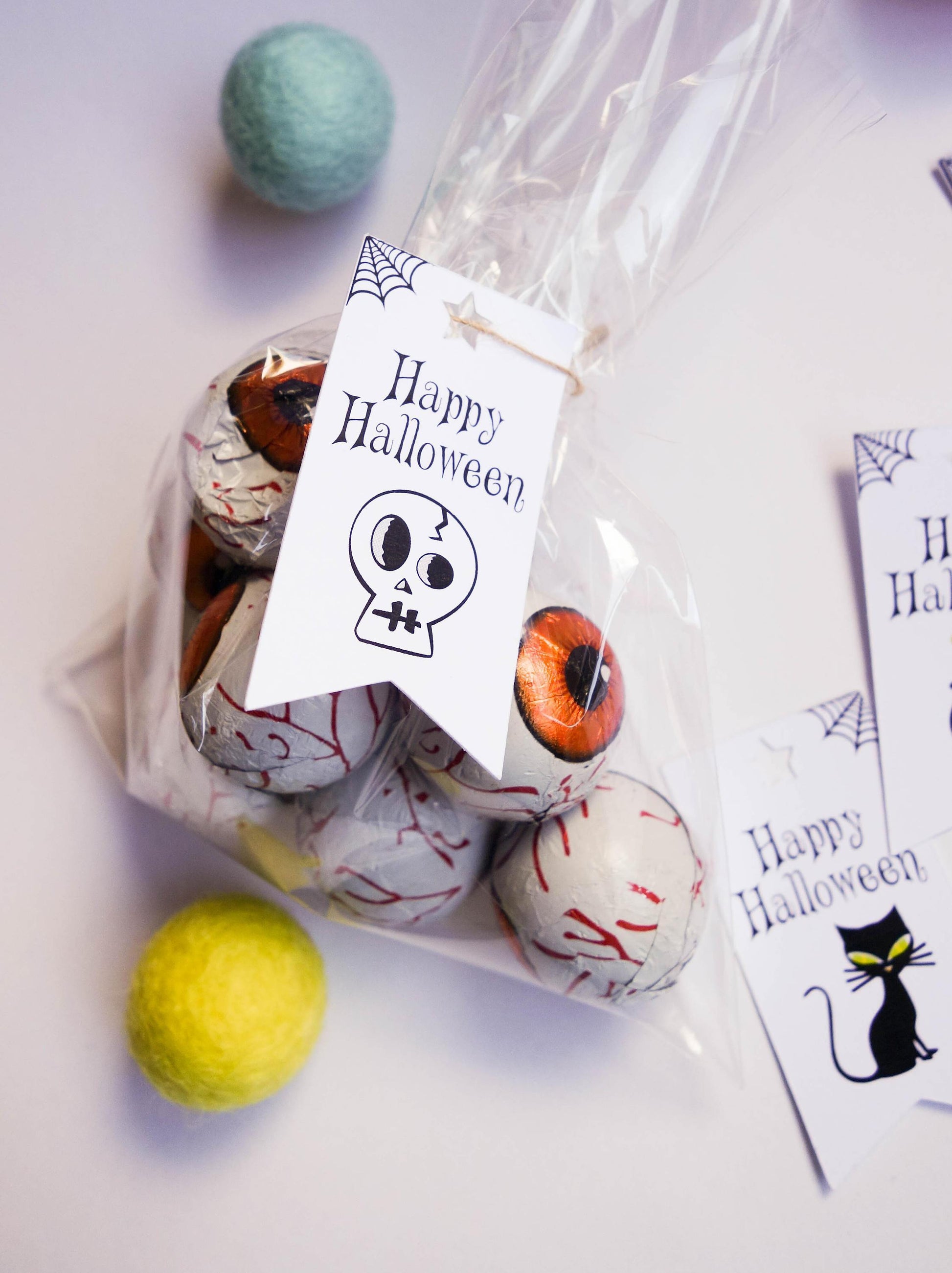 E&L Designs Halloween Flag Tags for Treat Bags