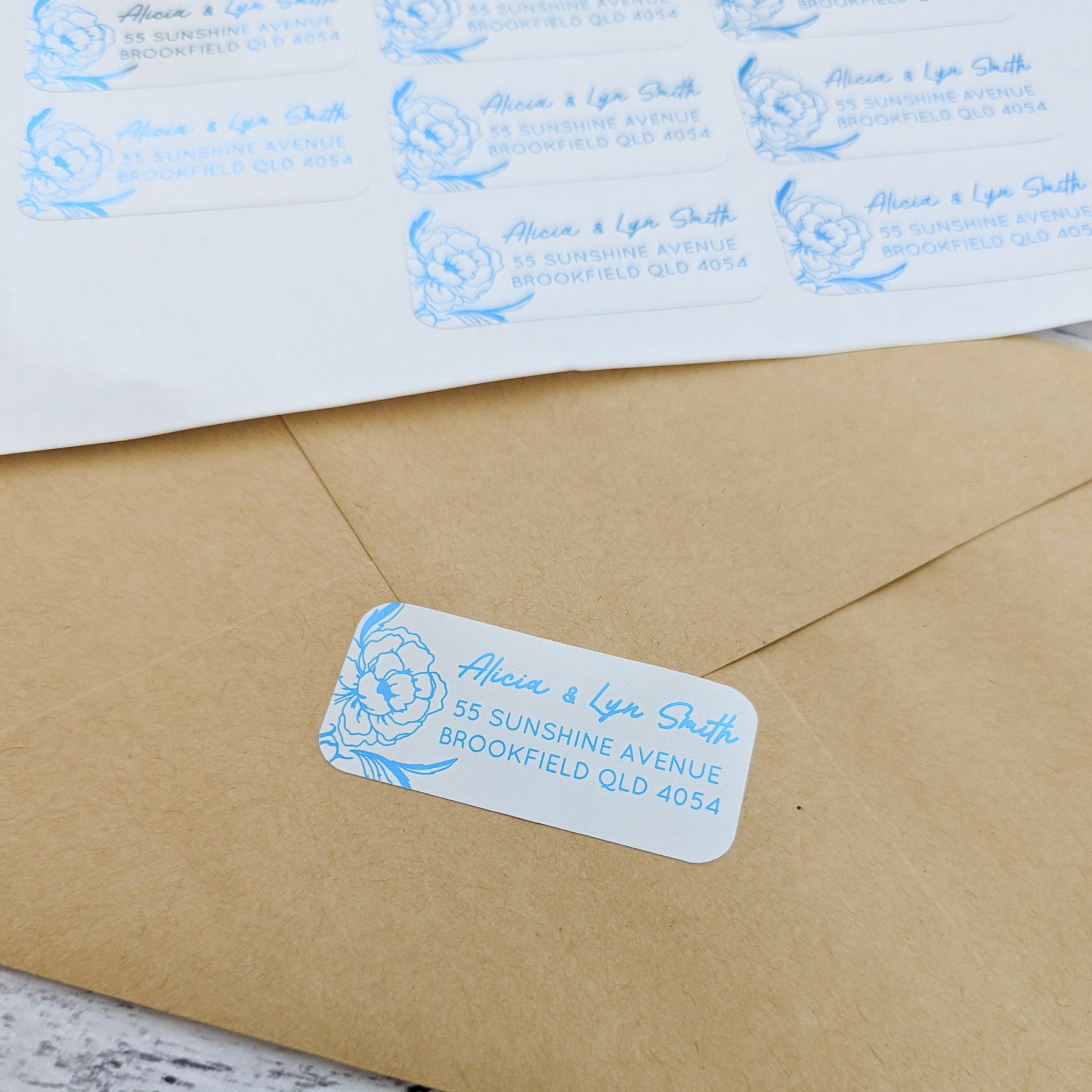 E&L Designs Return Address Labels, Delicate Flower