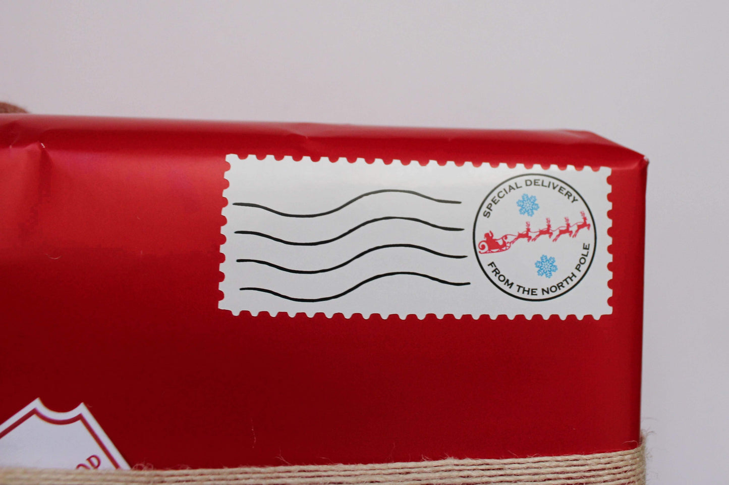 E&L Designs Santa & North Pole Delivery Tag and Sticker Set